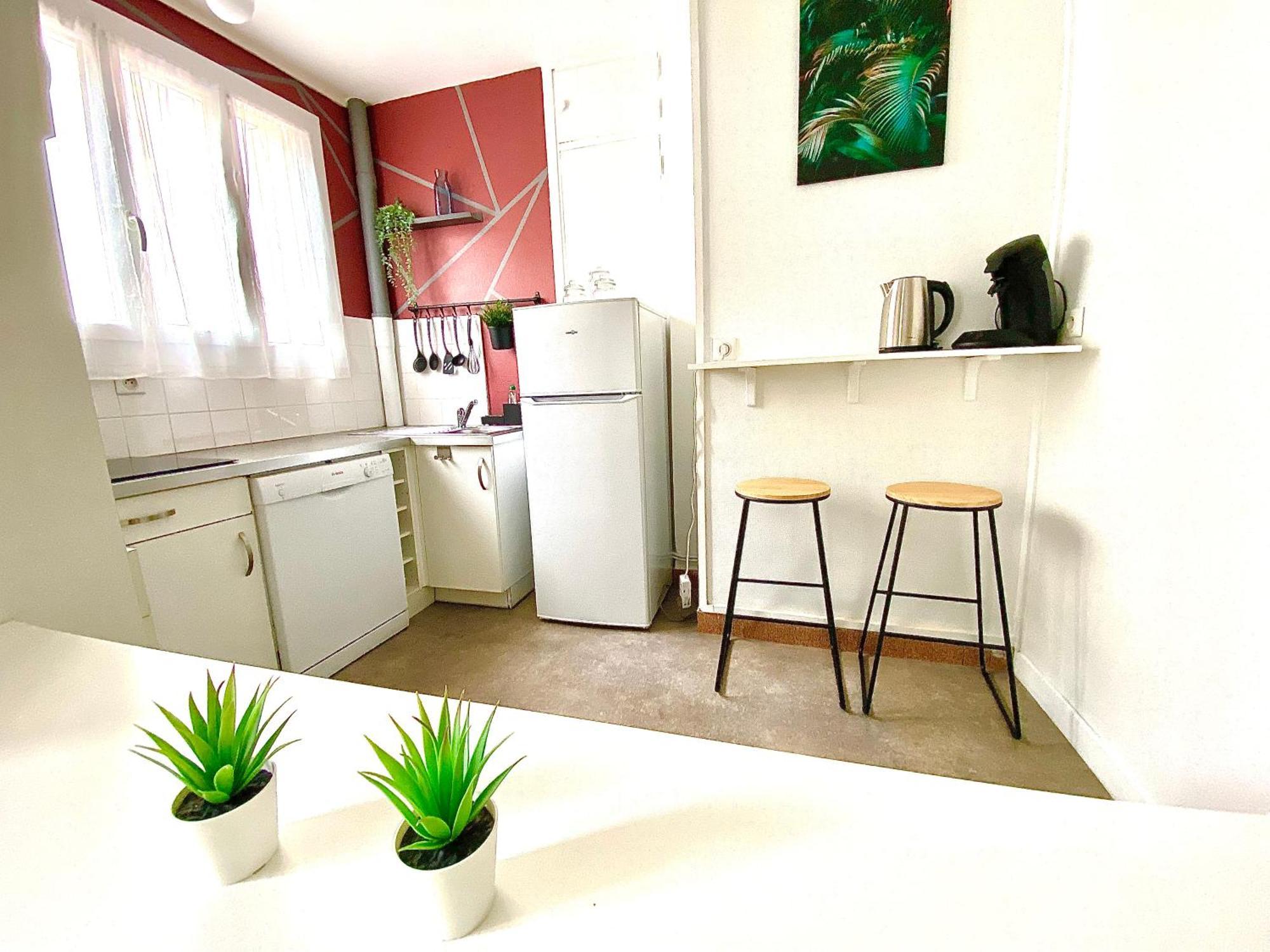 Le Chinchauvaud, Spacieux Avec Balcon Limoges Zewnętrze zdjęcie